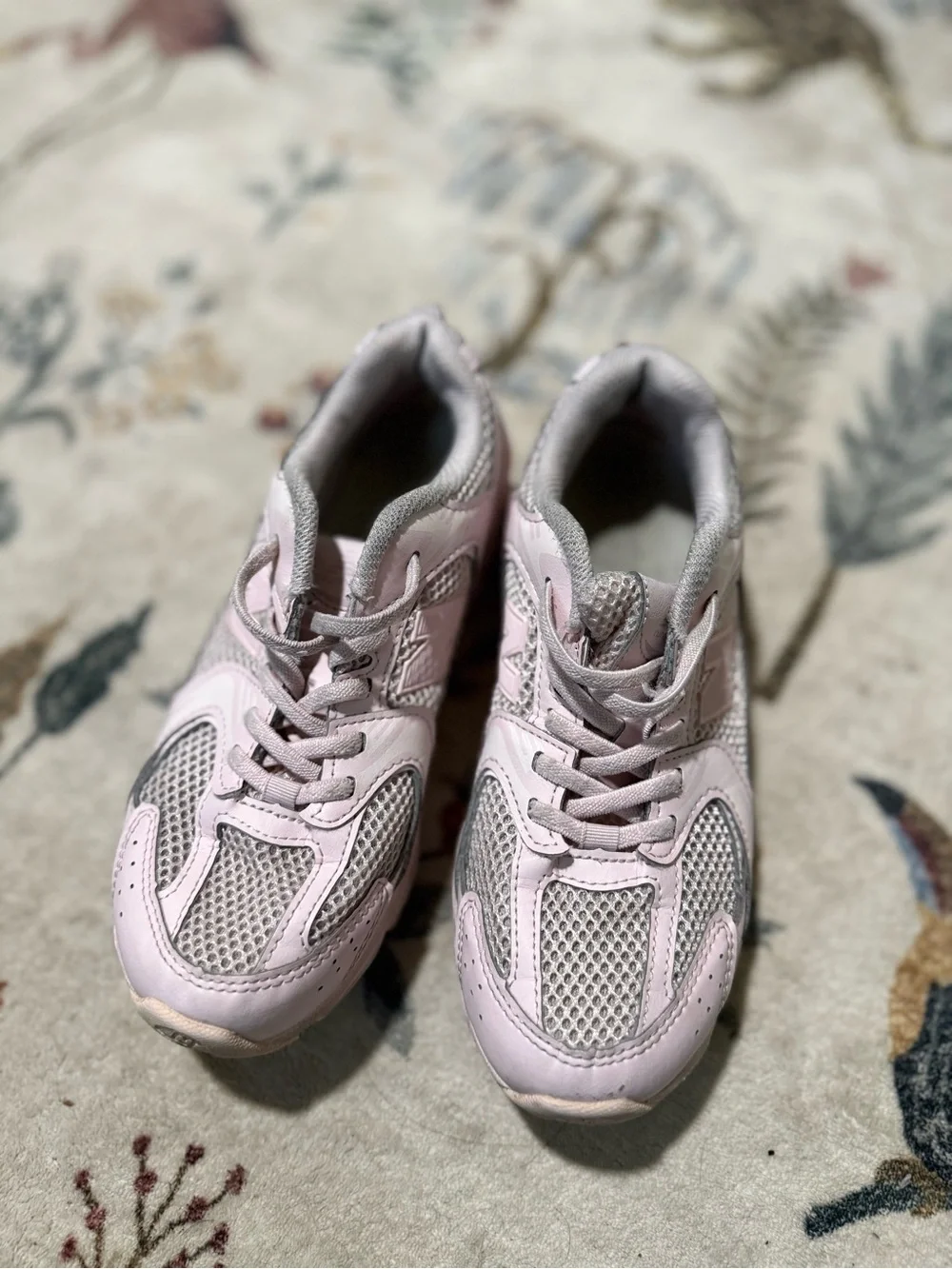 New Balance kids Light Pink Athletic Sneakers size 3